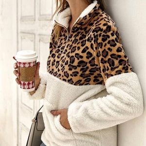 New Soft Fuzzy Leopard Pullover Women’s Pockets M